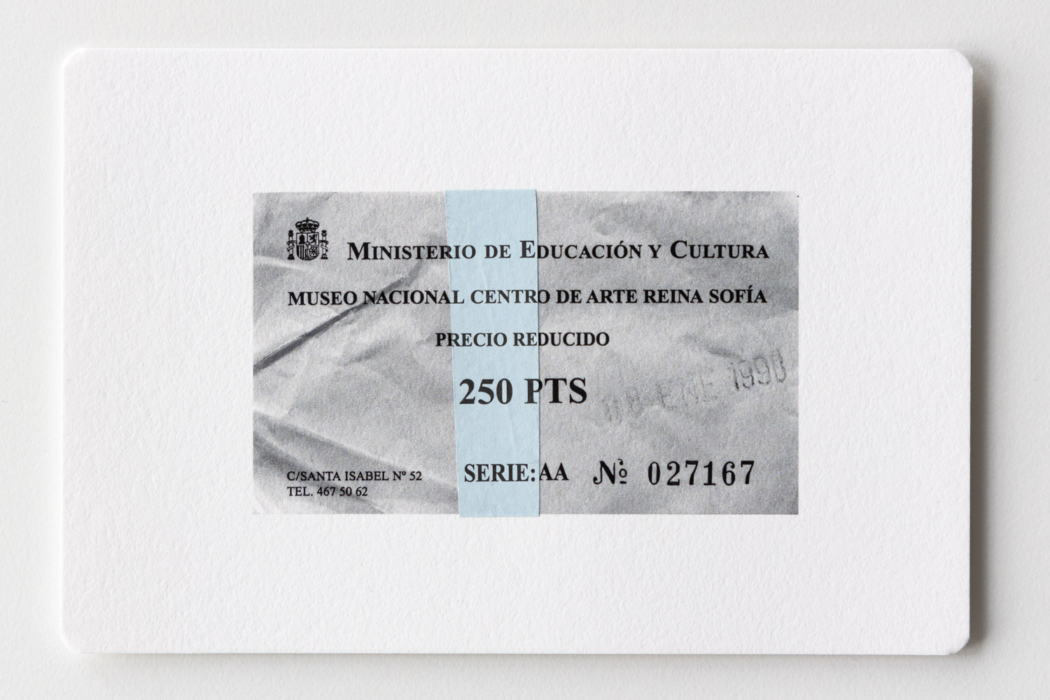 Postcard with a b/w-print of an admission ticket and a blue paper strip of the original ticket glued on.